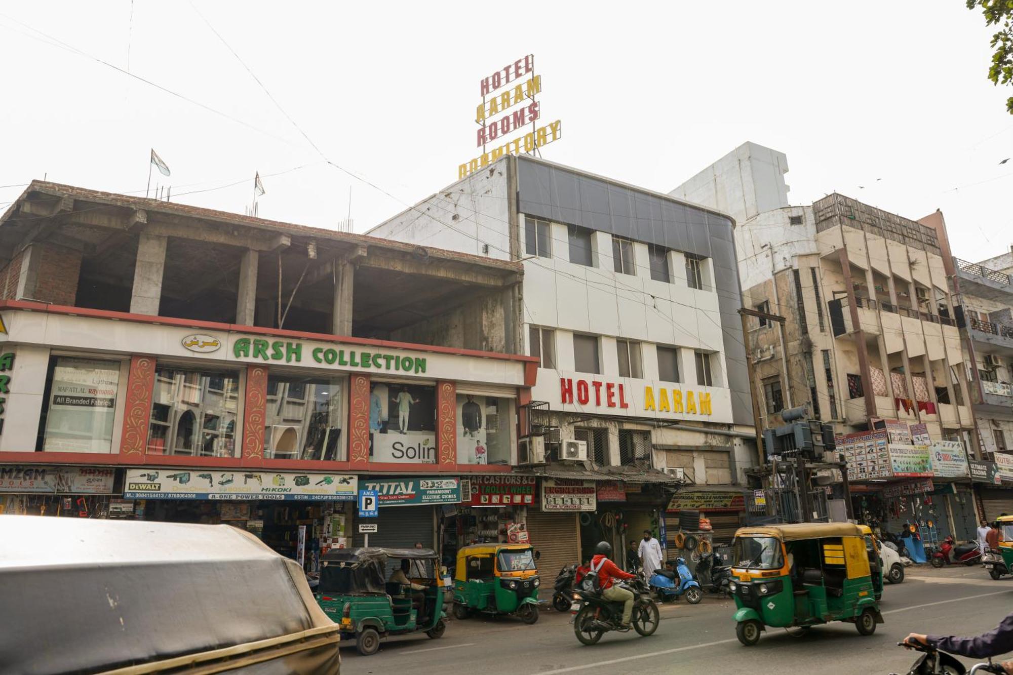 Hotel Aaram Kalupur Ahmadábád Exteriér fotografie