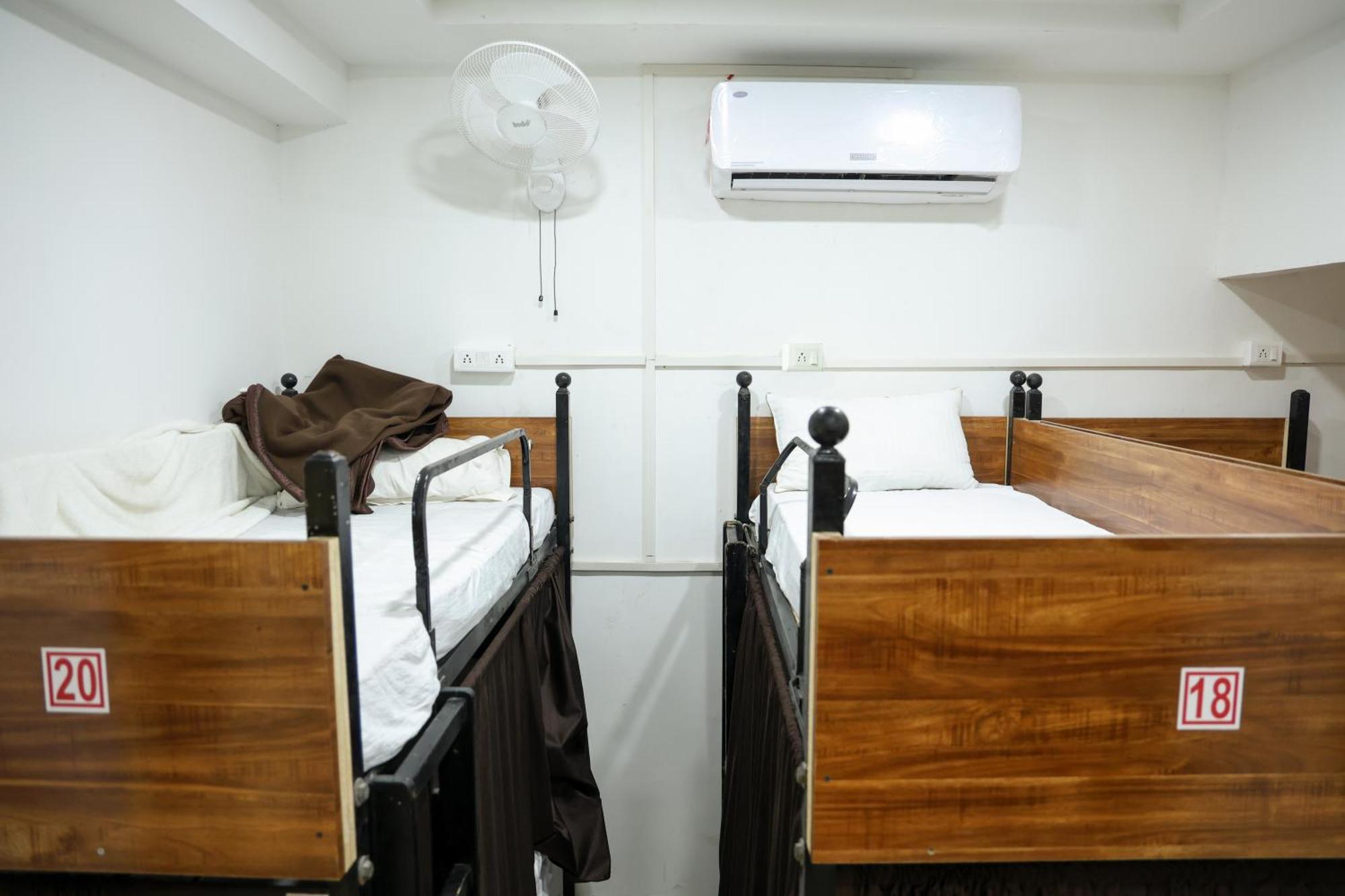Hotel Aaram Kalupur Ahmadábád Exteriér fotografie