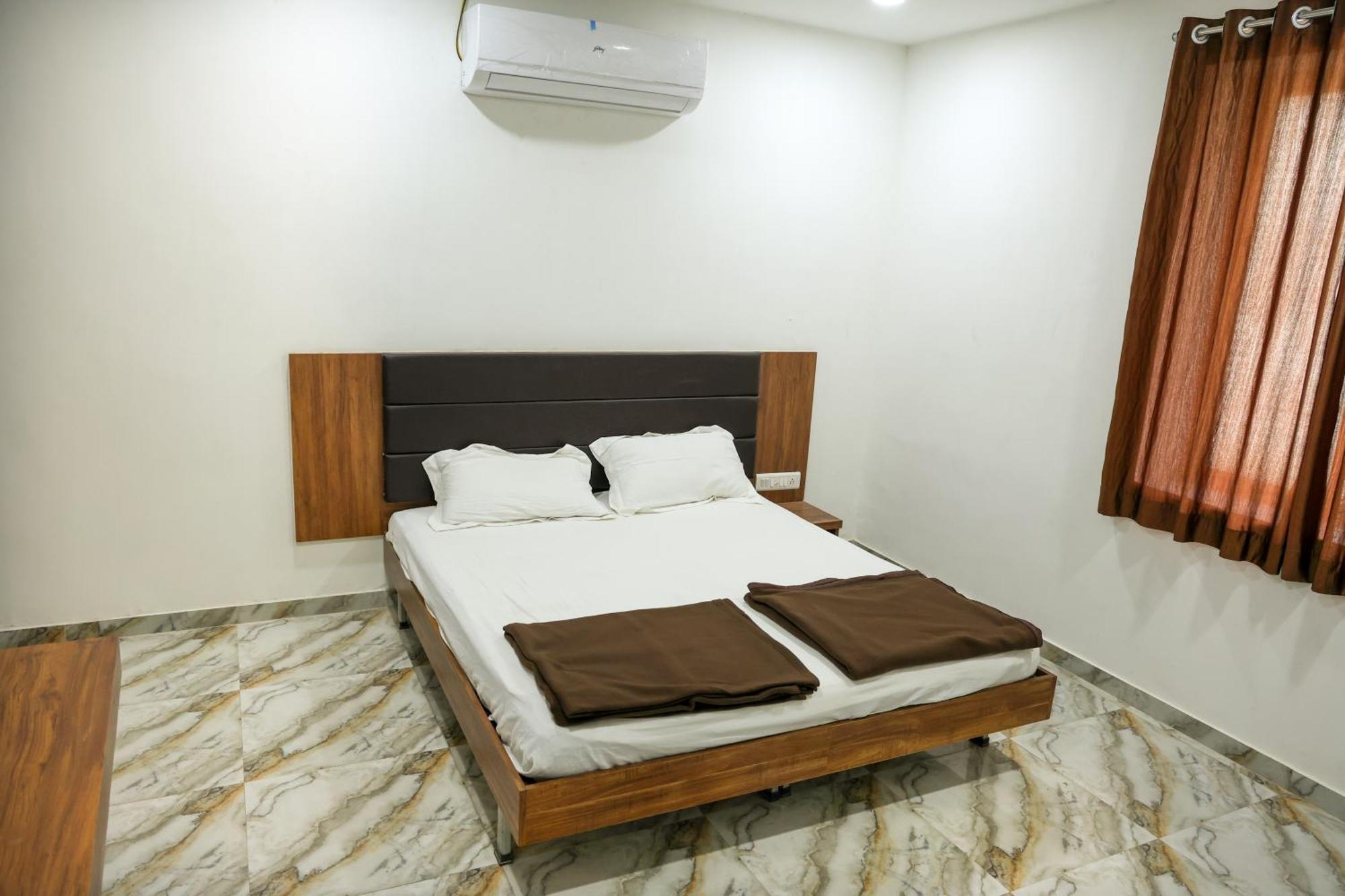 Hotel Aaram Kalupur Ahmadábád Exteriér fotografie