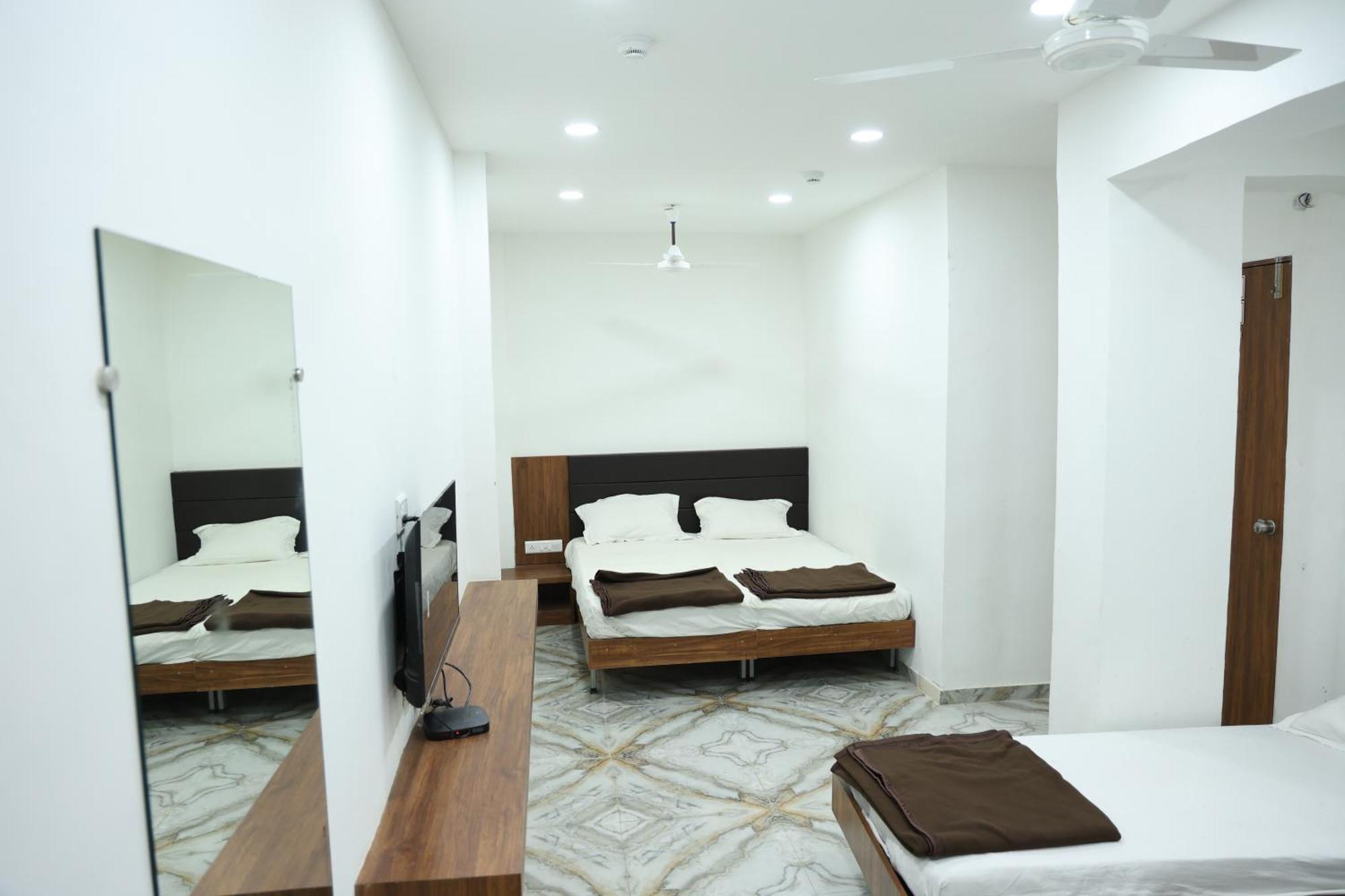 Hotel Aaram Kalupur Ahmadábád Exteriér fotografie