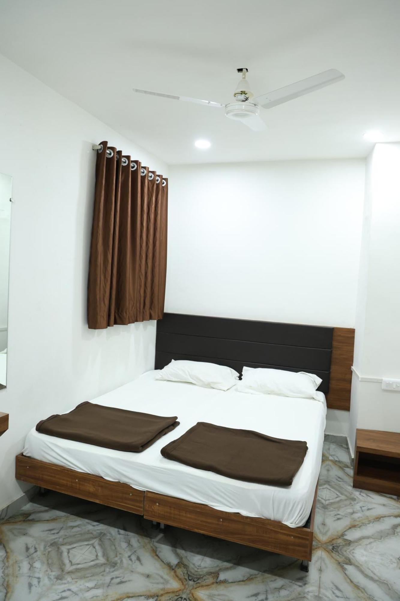 Hotel Aaram Kalupur Ahmadábád Exteriér fotografie
